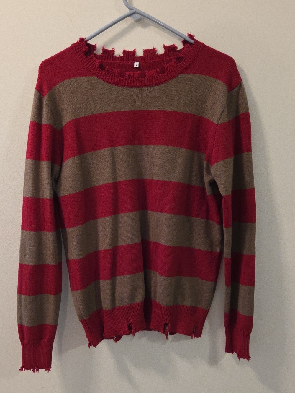 Freddy Krueger Costume Women's Small. Sweater And Hat